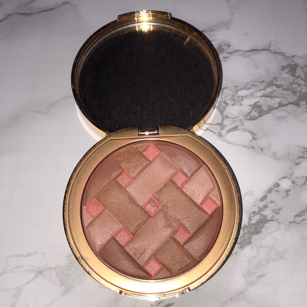 Too faced sweetie pie bronzer